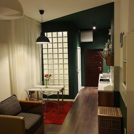 Studio Apartment "Savski Trg" Belgrado Exterior foto