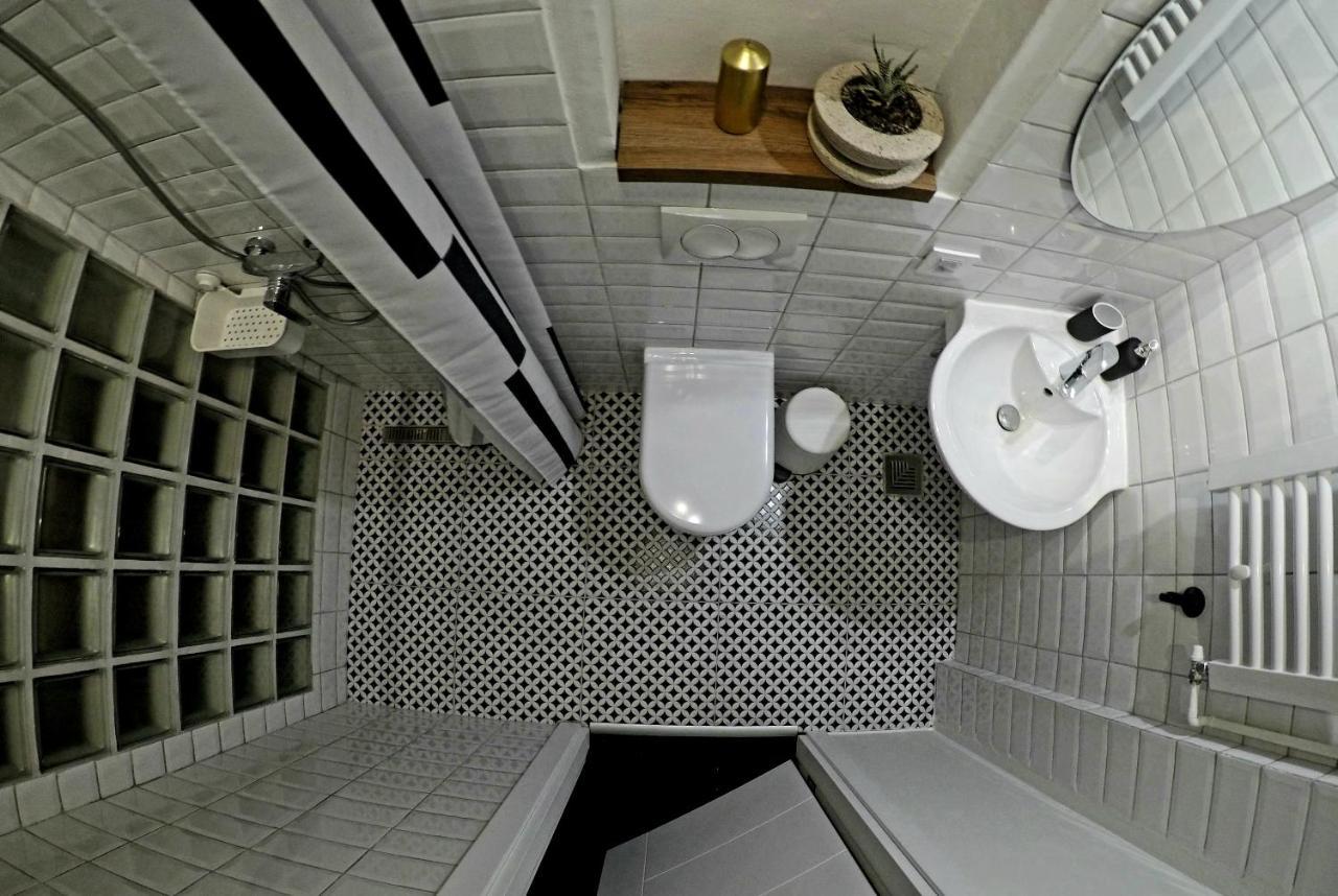Studio Apartment "Savski Trg" Belgrado Exterior foto